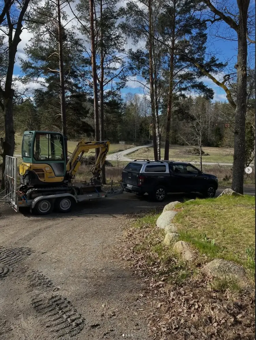 Transport av grävmaskin
